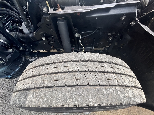 いすゞ エルフ 小型 平ボディ（クレーン付） TPG-NKR85R(108194) 27枚目
