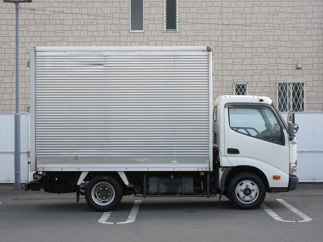 トヨタ トヨエース 小型 バン SKG-XZU605(10920) 6枚目