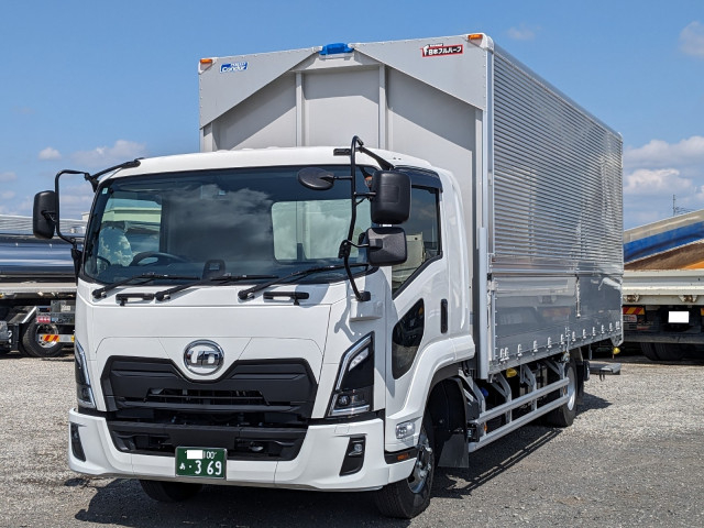 UDトラックス（日産） コンドル 中型 ウィング 2RG-BRR90T4(104634) 1枚目