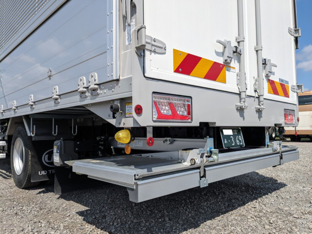 UDトラックス（日産） コンドル 中型 ウィング 2RG-BRR90T4(104634) 7枚目