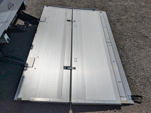 UDトラックス（日産） コンドル 中型 ウィング 2RG-BRR90T4(104634) 9枚目