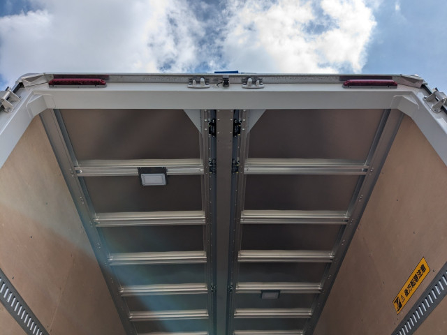 UDトラックス（日産） コンドル 中型 ウィング 2RG-BRR90T4(104634) 12枚目