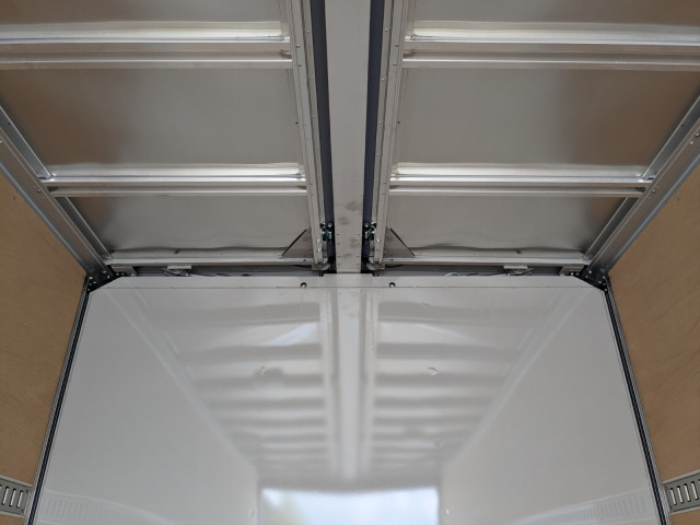 UDトラックス（日産） コンドル 中型 ウィング 2RG-BRR90T4(104634) 16枚目