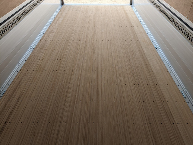 UDトラックス（日産） コンドル 中型 ウィング 2RG-BRR90T4(104634) 18枚目