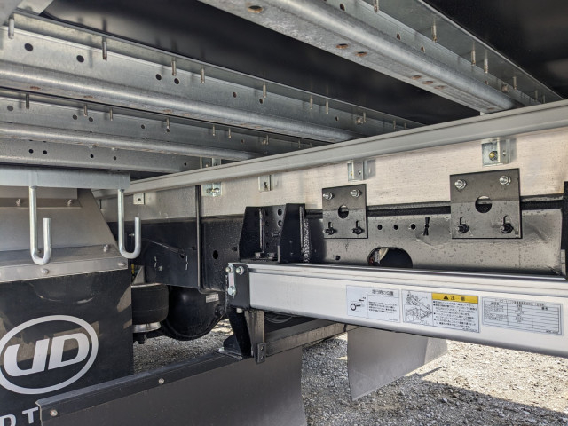 UDトラックス（日産） コンドル 中型 ウィング 2RG-BRR90T4(104634) 29枚目