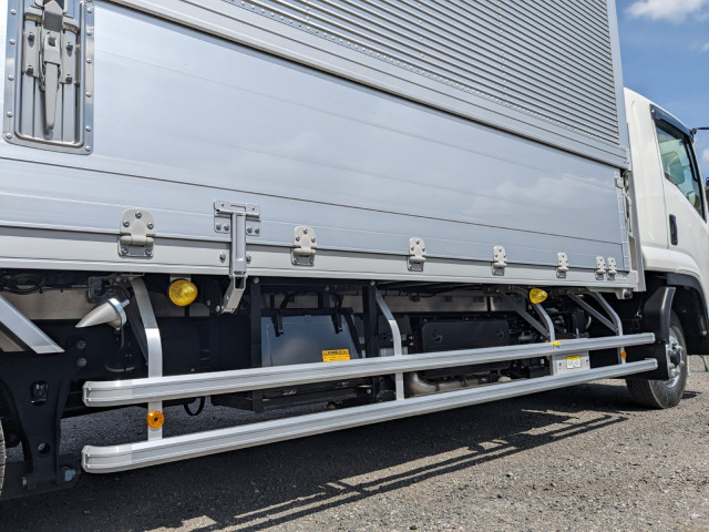 UDトラックス（日産） コンドル 中型 ウィング 2RG-BRR90T4(104634) 37枚目