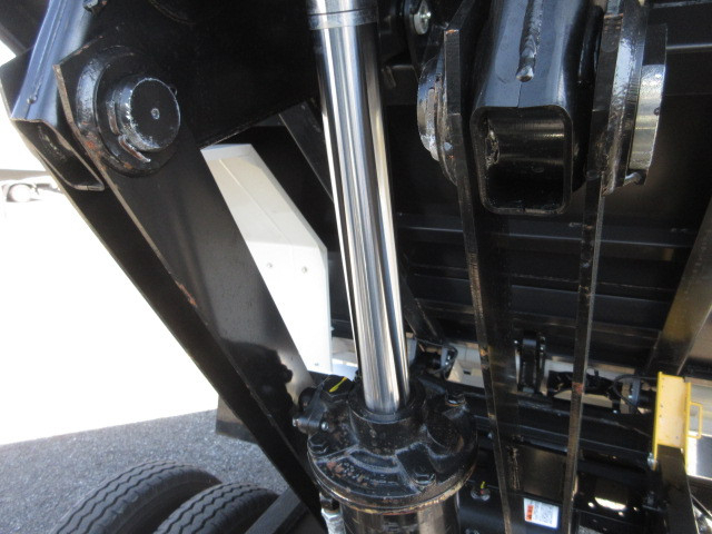 いすゞ フォワード 中型 土砂ダンプ 2RG-FRR90S3(104647) 13枚目