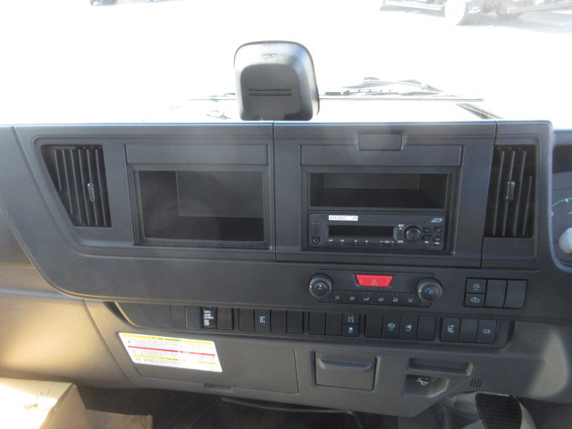 いすゞ フォワード 中型 土砂ダンプ 2RG-FRR90S3(104647) 21枚目