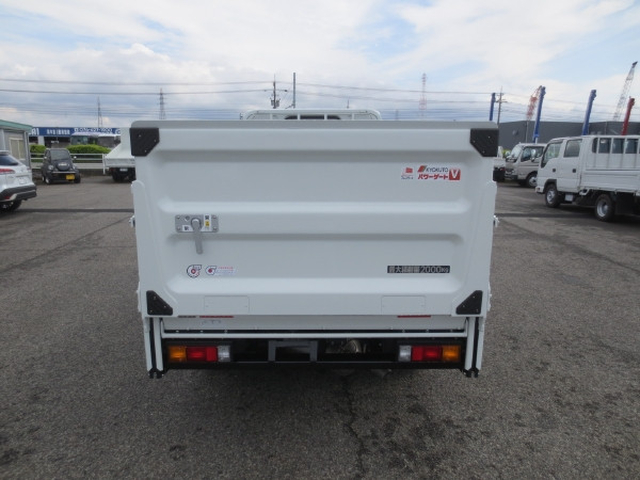 三菱ふそう キャンター 小型 平ボディ 2RG-FBA20(104672) 7枚目