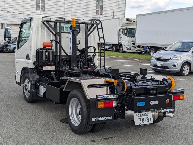 三菱ふそう キャンター 小型 コンテナ専用車 2RG-FBAV0(104674) 3枚目