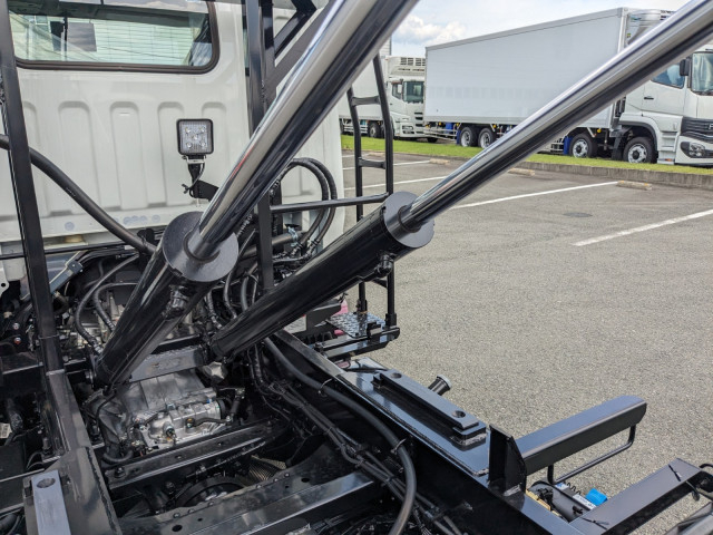 三菱ふそう キャンター 小型 コンテナ専用車 2RG-FBAV0(104674) 18枚目