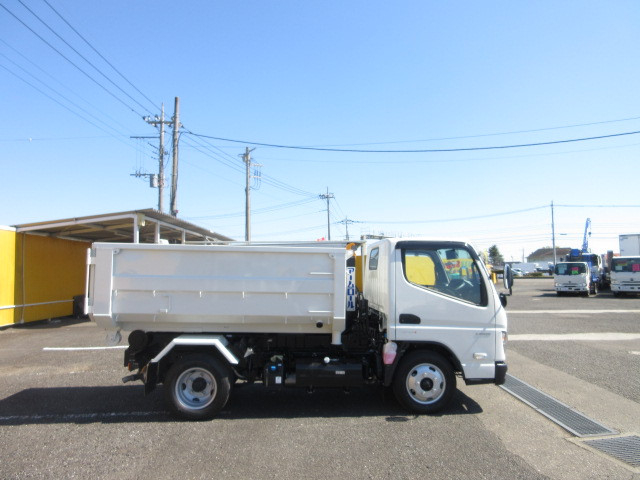 三菱ふそう キャンター 小型 コンテナ専用車 2RG-FEAV0(104675) 6枚目