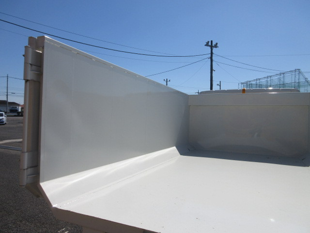 三菱ふそう キャンター 小型 コンテナ専用車 2RG-FEAV0(104675) 10枚目