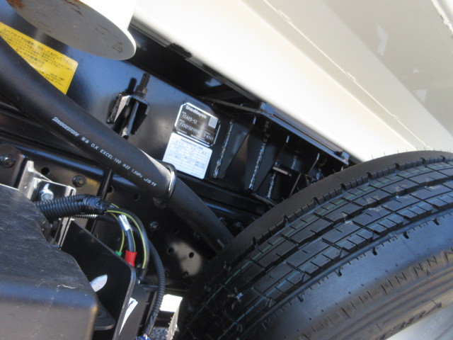 三菱ふそう キャンター 小型 コンテナ専用車 2RG-FEAV0(104675) 40枚目