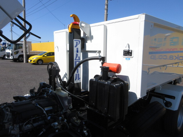 三菱ふそう キャンター 小型 コンテナ専用車 2RG-FEAV0(104675) 45枚目