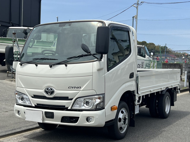 トヨタ ダイナ 小型 平ボディ 2WG-GDY232(104694) 1枚目