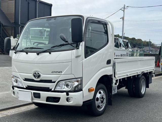 トヨタ ダイナ 小型 平ボディ 2WG-GDY282(104696) 1枚目