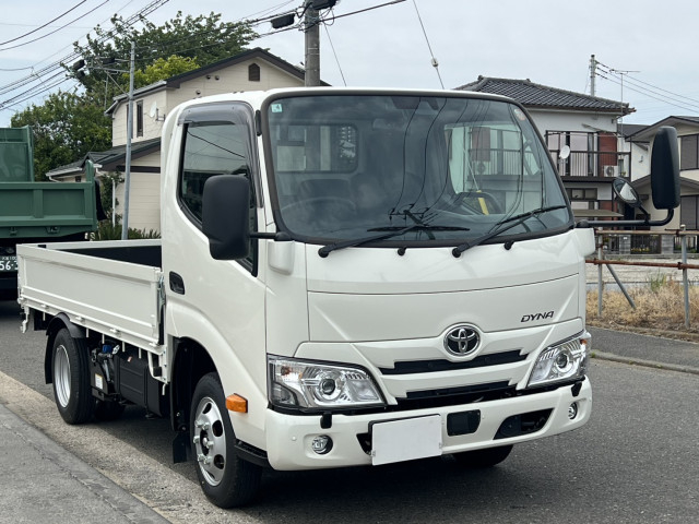 トヨタ ダイナ 小型 平ボディ 2WG-GDY282(104696) 2枚目