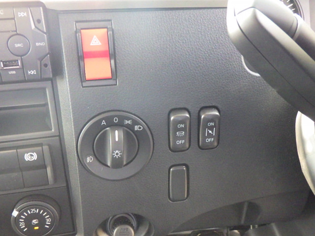 三菱ふそう ファイター 中型 コンテナ専用車 2KG-FK72F(104697) 16枚目