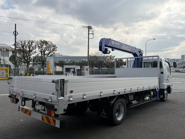 三菱ふそう ファイター 小型 平ボディ（クレーン付） 2KG-FK62F(104700) 3枚目