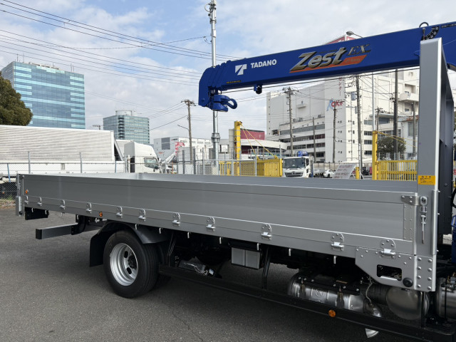 三菱ふそう ファイター 小型 平ボディ（クレーン付） 2KG-FK62F(104700) 6枚目
