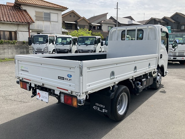 いすゞ エルフ 小型 平ボディ 2TG-NJR88AF(104702) 8枚目