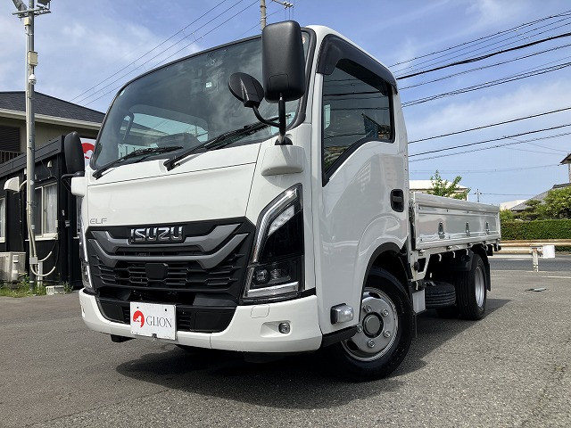 いすゞ エルフ 小型 平ボディ 2TG-NJR88AF(104704) 1枚目