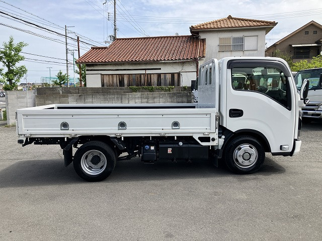 いすゞ エルフ 小型 平ボディ 2TG-NJR88AF(104704) 5枚目