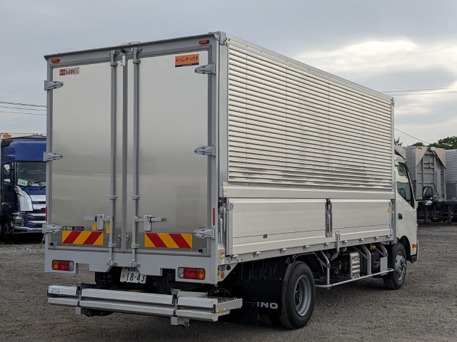 日野 デュトロ 小型 ウィング 2KG-XZU720M(104706) 4枚目