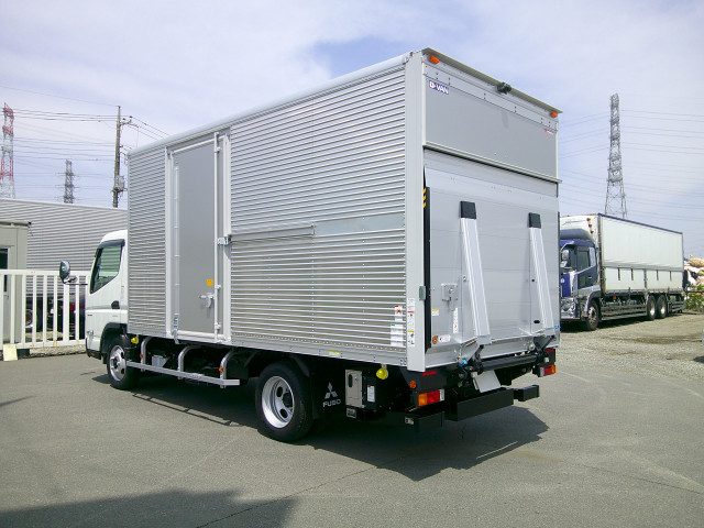三菱ふそう キャンター 小型 バン 2RG-FEB50(104730) 7枚目