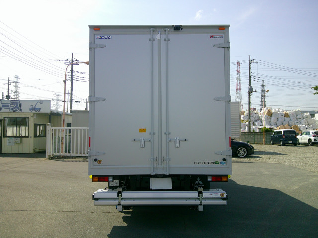 三菱ふそう キャンター 小型 バン 2RG-FEB50(104731) 6枚目