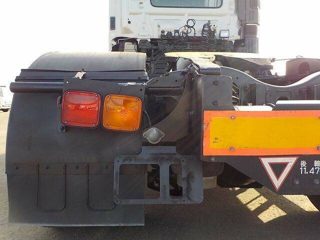 日野 プロフィア 大型 トラクタ BDG-SH1EDXG(6882) 18枚目