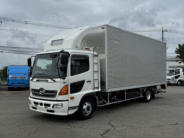 日野 レンジャー 中型 バン TKG-FD7JLAG(109601) 1枚目