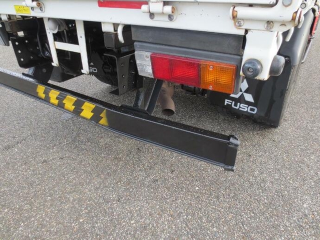 三菱ふそう キャンター 小型 平ボディ（クレーン付） TKG-FBA50(8562) 19枚目