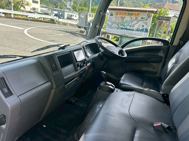 いすゞ エルフ 小型 バン TPG-NLR85AN(105057) 17枚目
