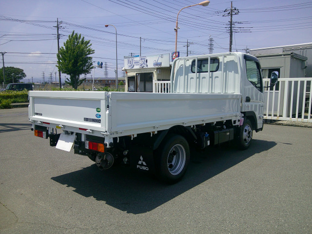 三菱ふそう キャンター 小型 平ボディ 2RG-FBA20(105857) 5枚目