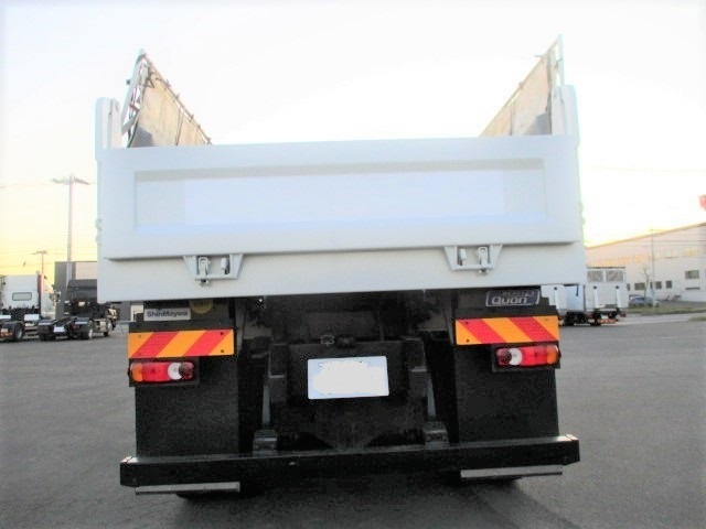 Nissan UD quon Large Soil dump 2PG-CW5AL(36694) 39枚目