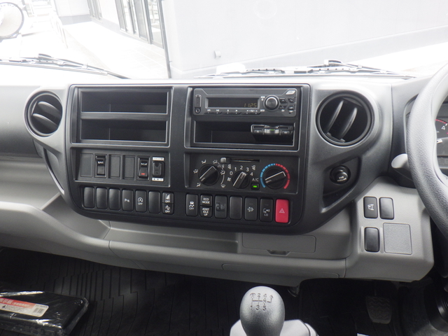 日野 デュトロ 小型 ウィング 2WG-XZU723N(111059) 17枚目