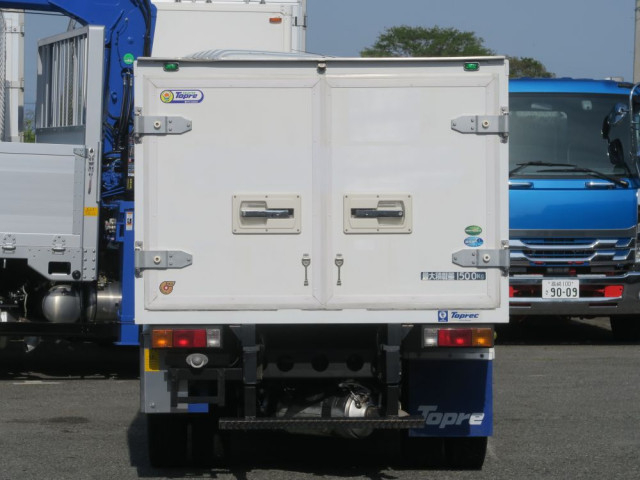 三菱ふそう キャンター 小型 冷蔵冷凍バン 2TG-FBA00(105257) 8枚目