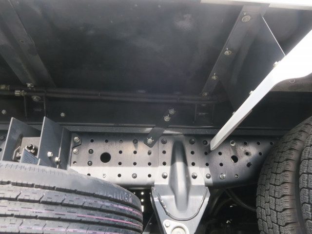 三菱ふそう キャンター 小型 冷蔵冷凍バン 2TG-FBA00(105257) 46枚目
