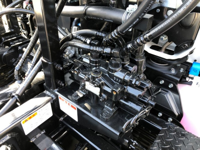 三菱ふそう キャンター 小型 コンテナ専用車 2RG-FBAV0(105268) 31枚目