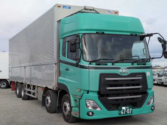 UDトラックス（日産） クオン 大型 ウィング 2PG-CG5CA(105281) 3枚目