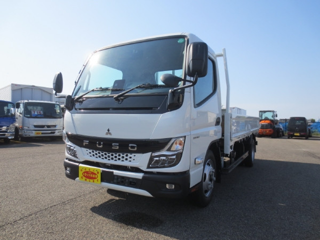 Mitsubishi Fuso canter Small Flat body 2RG-FEAV0(105284) 1枚目