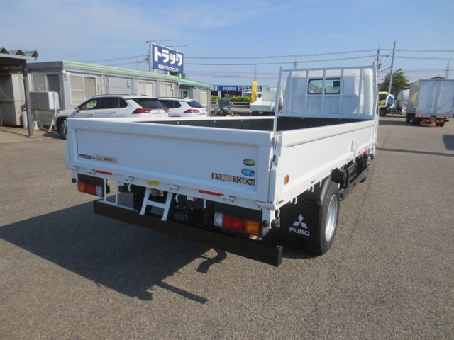 Mitsubishi Fuso canter Small Flat body 2RG-FEAV0(105284) 4枚目