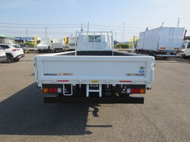 Mitsubishi Fuso canter Small Flat body 2RG-FEAV0(105284) 7枚目