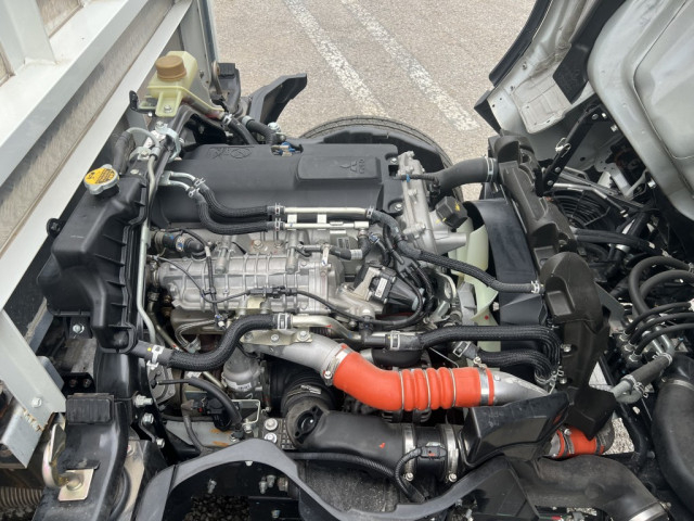 三菱ふそう キャンター 小型 平ボディ 2RG-FEAV0(105300) 30枚目