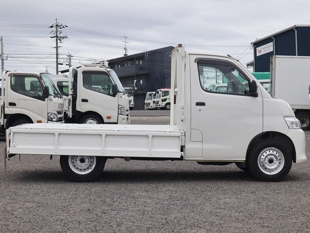 トヨタ タウンエース 小型 平ボディ 5BF-S403U(105306) 10枚目