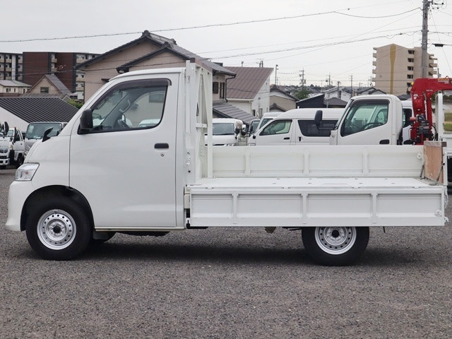 トヨタ タウンエース 小型 平ボディ 5BF-S403U(105306) 13枚目