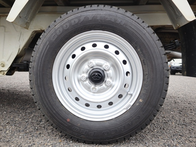 トヨタ タウンエース 小型 平ボディ 5BF-S403U(105306) 25枚目