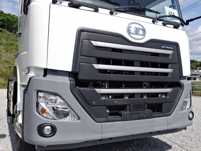 UDトラックス（日産） クオン 大型 トラクタ 2RG-GK5DAB(105309) 5枚目